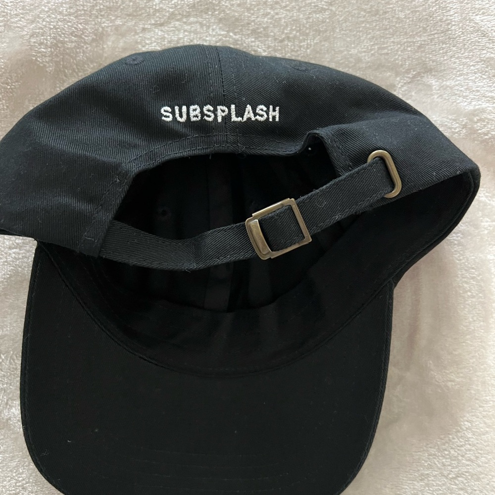 Make Waves Hat - Picture 2 of 3